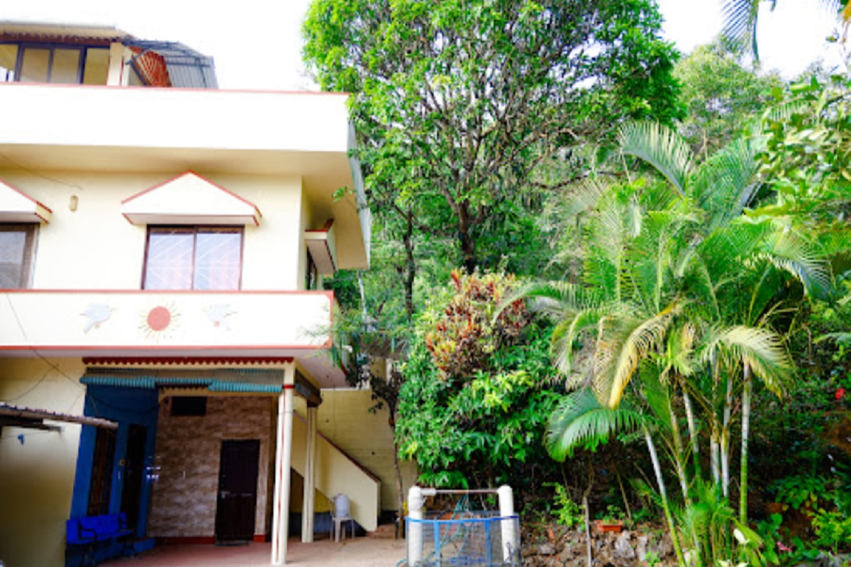 Prakruthi Dhama Homestay Madikeri - Tap to explore photos