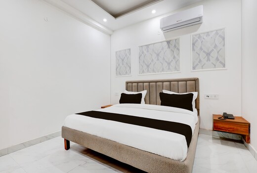 Hotel O Sarai Metro Station Formerly Palla