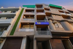 Fabhotel Hari Nagar Ashram, Delhi