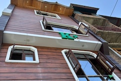 Hotel K2, Srinagar, Srinagar