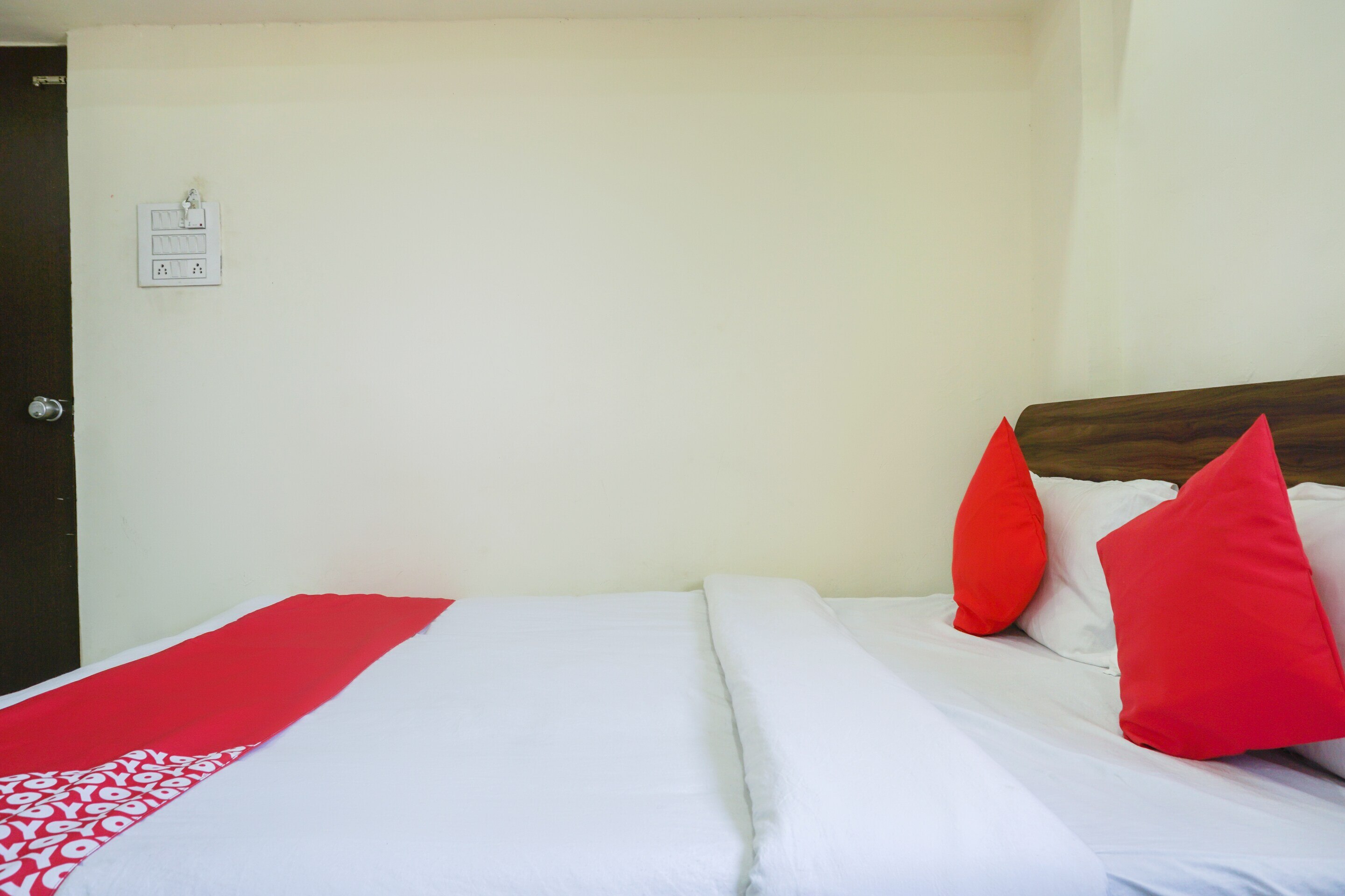 Hotel O Shiv Malhar Hotel - Tap to explore photos