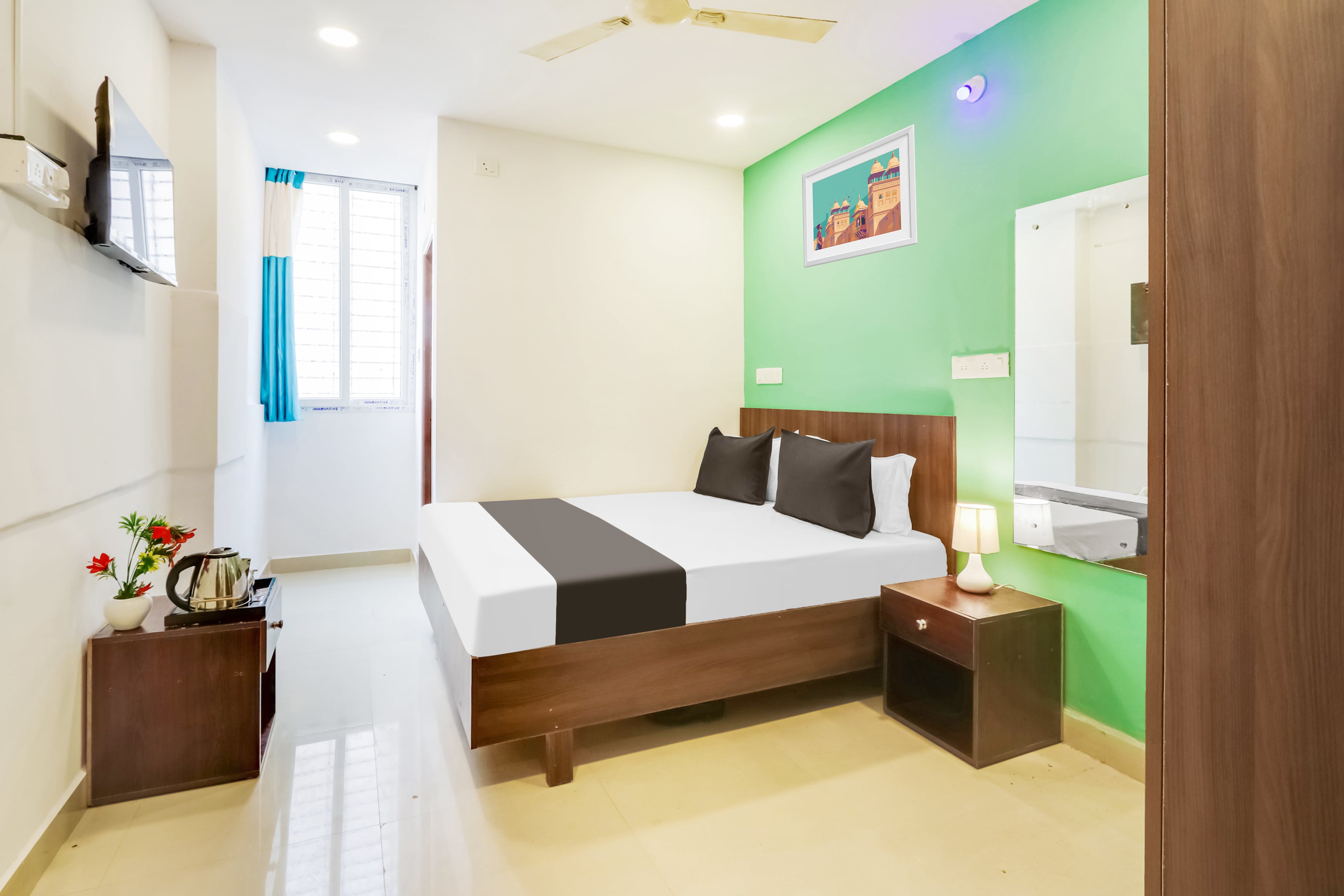 Hotel O Siri Inn guest house - Tap to explore photos