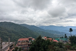 Yellow Moon Homestay, Darjeeling