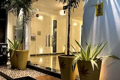 La Antilia Luxury - TIE Hotels & Resorts, Auroville