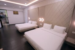 Palm Greens Suites & Banquet, Surat