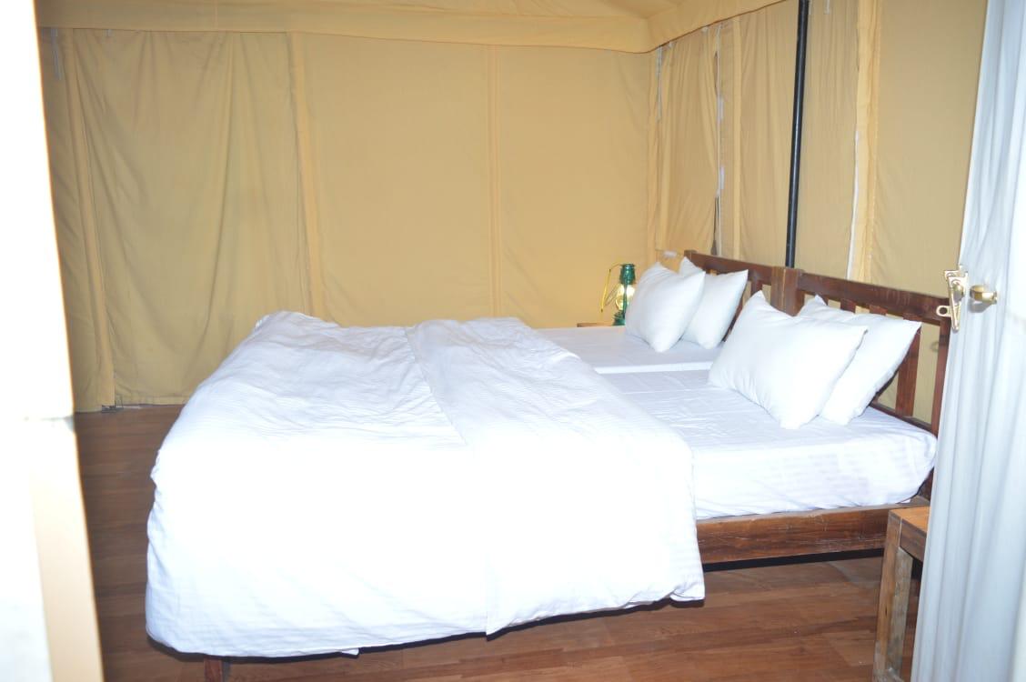 Vinayak Paying Guest House - Tap to explore photos