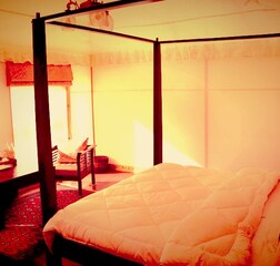 Luxury Tent Room
