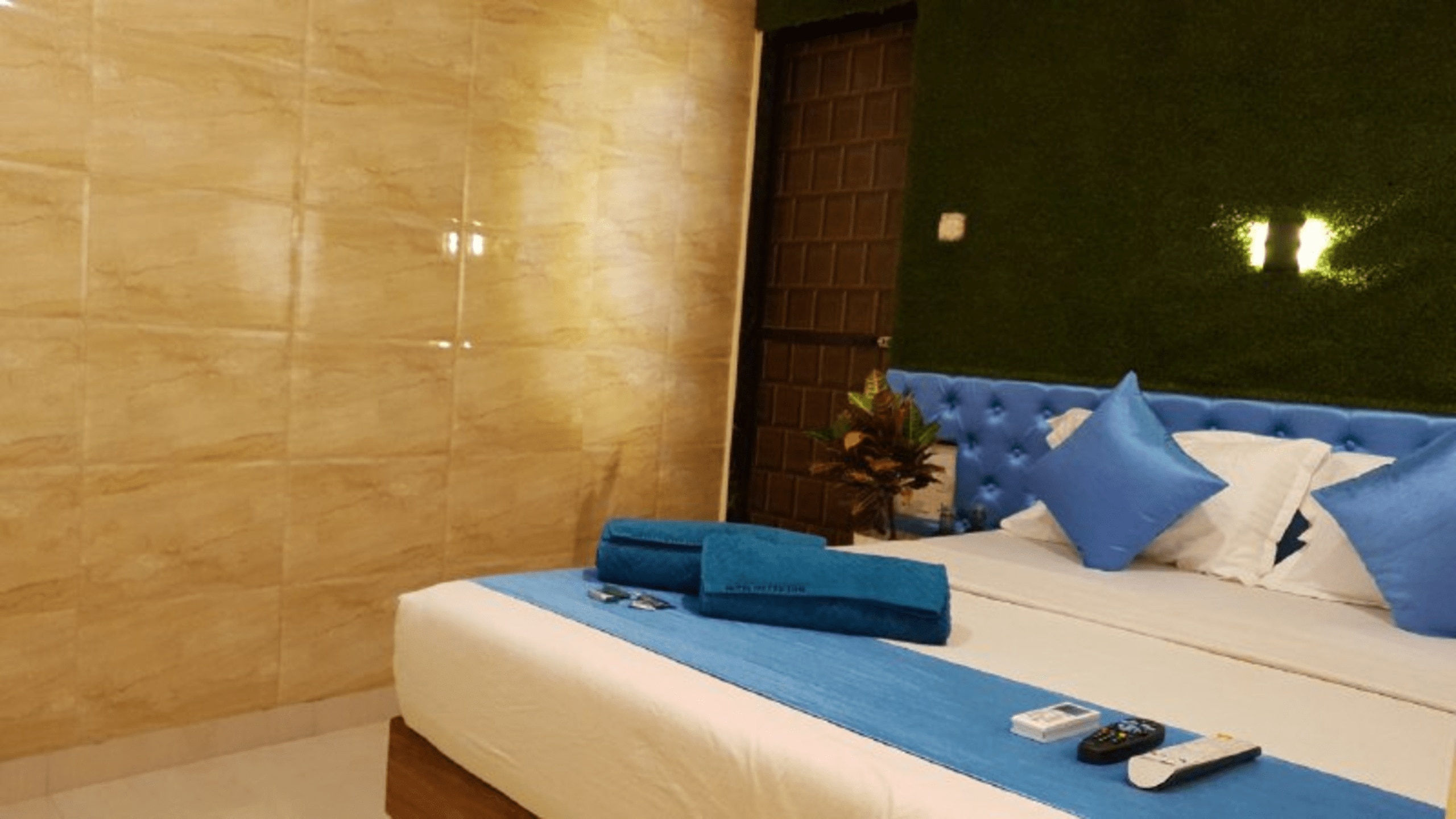 Metro Inn Hotel Mumbai - Reviews, Photos & Offer