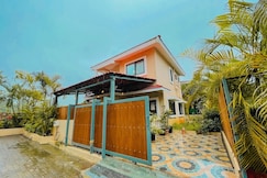 Corner House  lonavla by Meheru 4 BHK villa pool, Lonavala