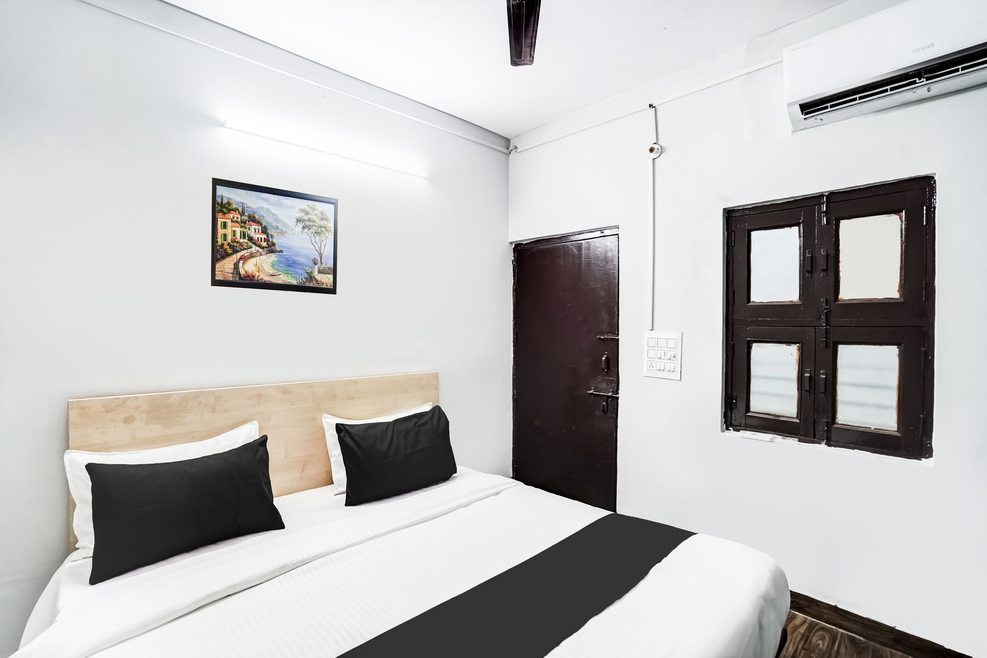 Hotel O ASP ROYAL RESIDENCY - Tap to explore photos