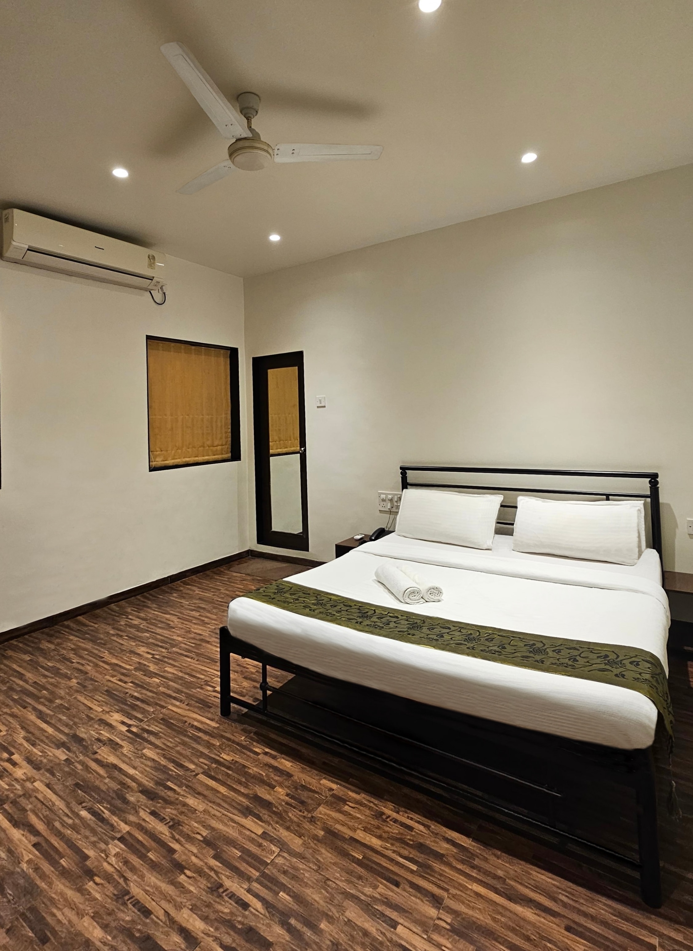 Hotel Kumkum 2