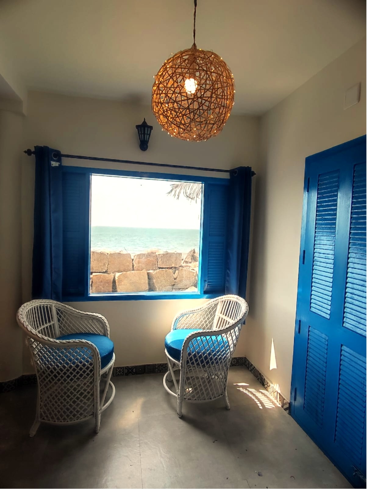 Casa Del Mar- Sea Facing Villa - Tap to explore photos