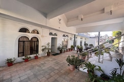 Hotel Jeetu, Kausani