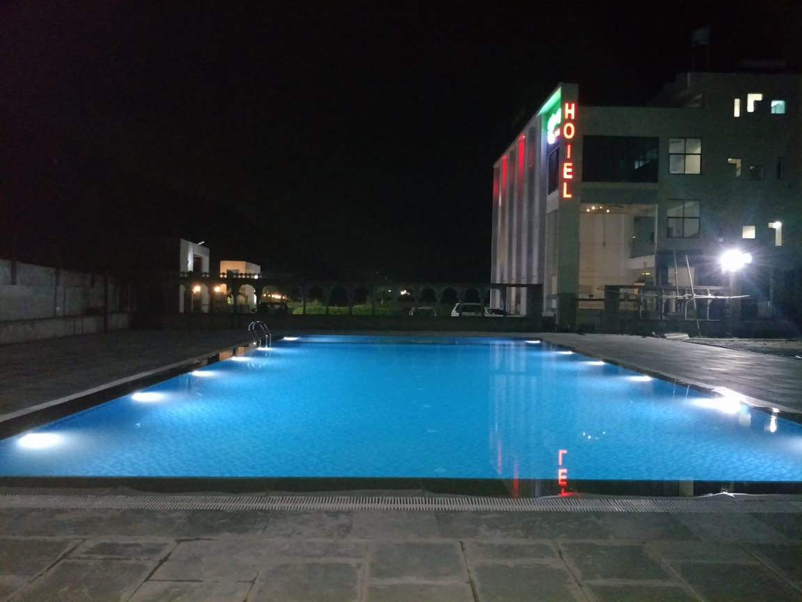 Hotel Bhavya Palace - Tap to explore photos