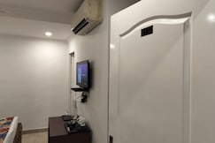 Farmhouse Inn, Delhi