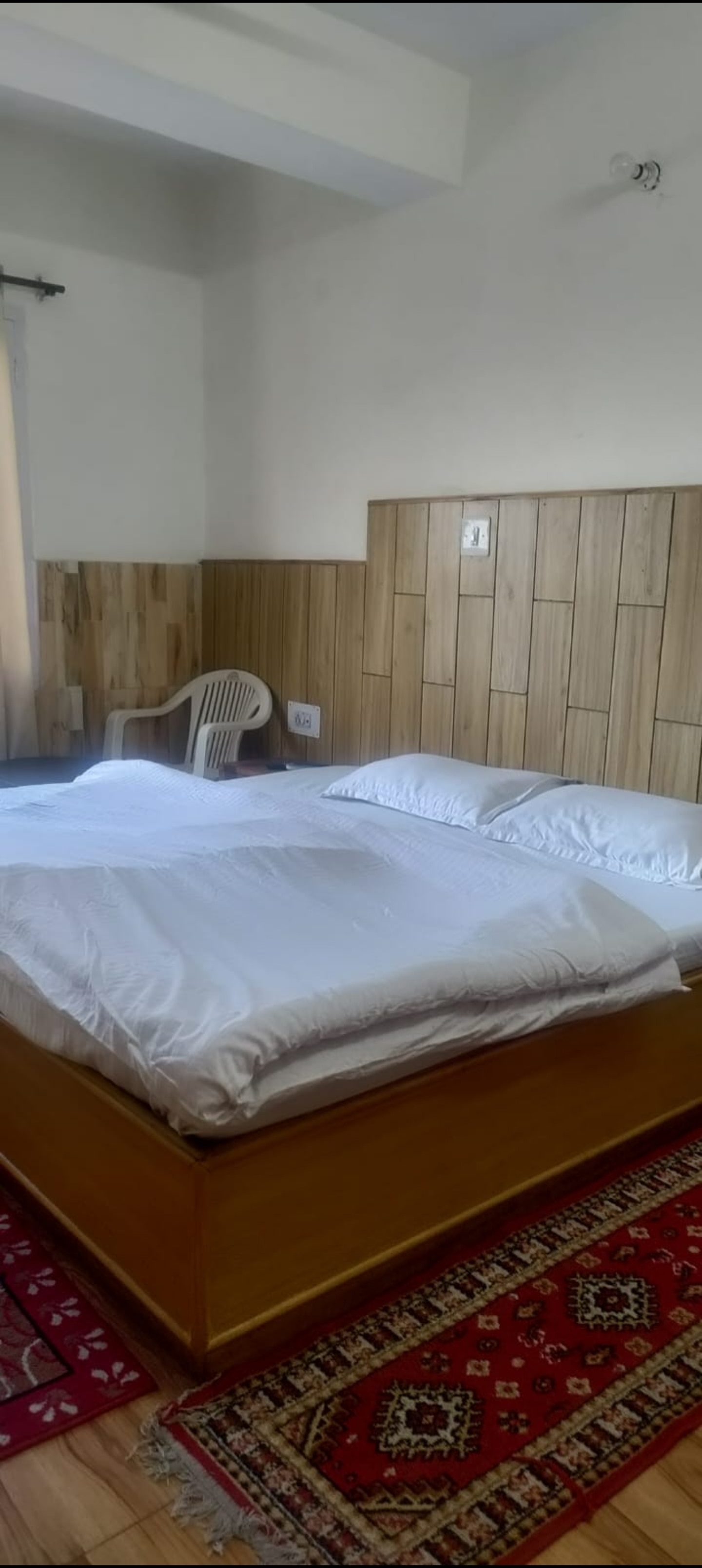 Dilli Gate Guest House - Tap to explore photos