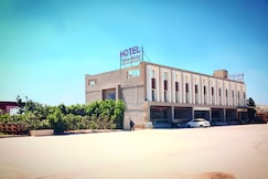 Shiv Hotel, Bhachau