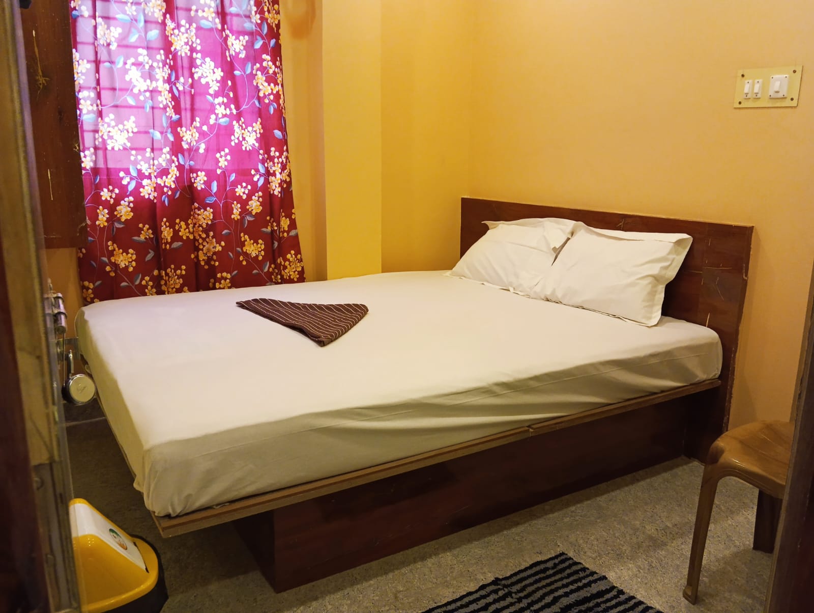 SWARNA GUEST HOUSE - Tap to explore photos