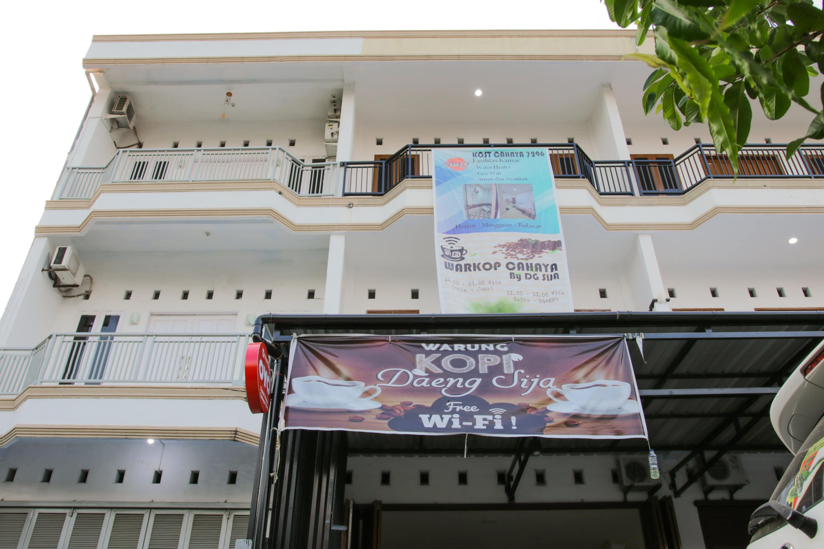 Hotel O Pa Baeng Baeng Near Rumah Sakit Faisal Formerly Guest House Cahaya 7296 - Tap to explore photos