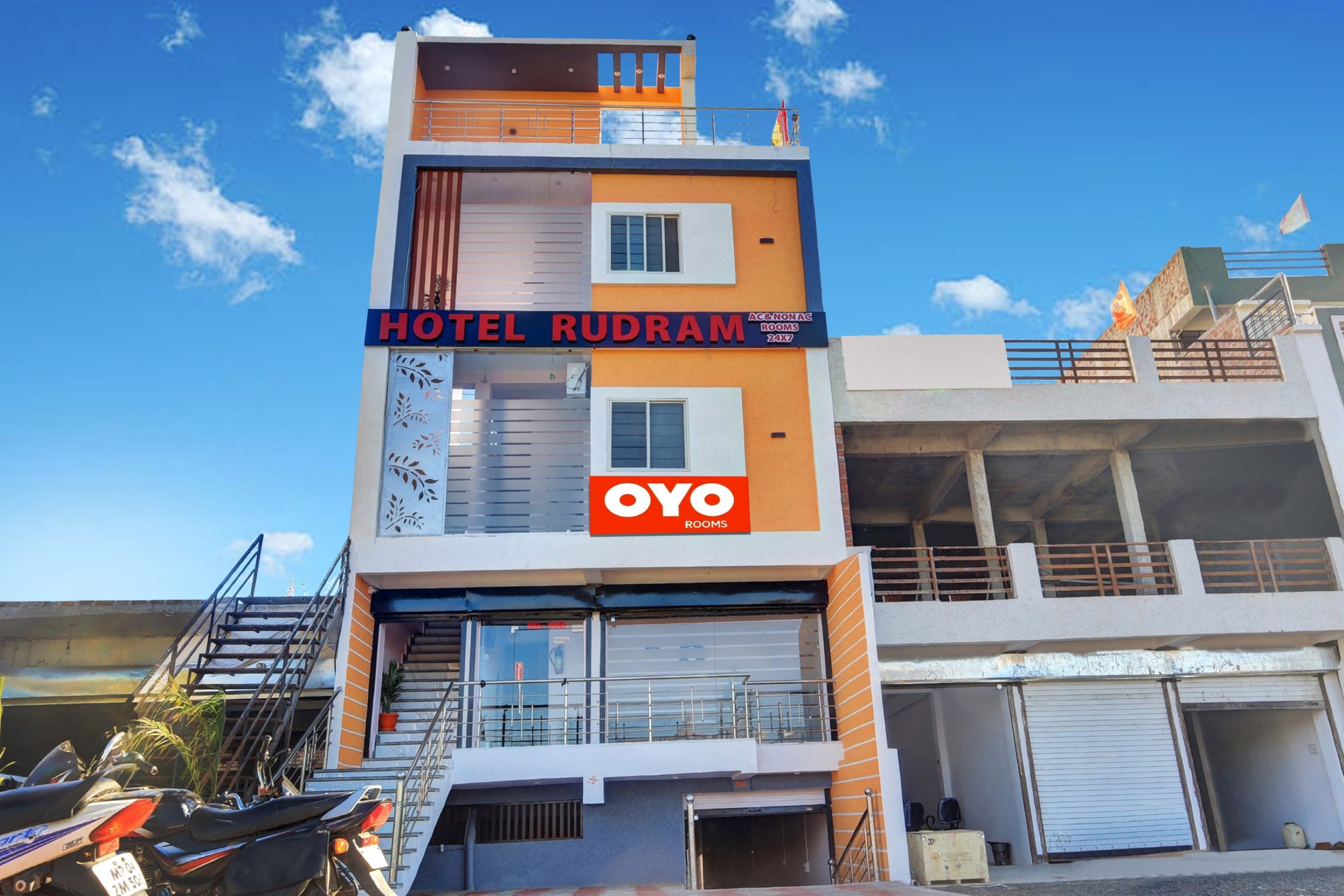 Hotel O Rudram - Tap to explore photos