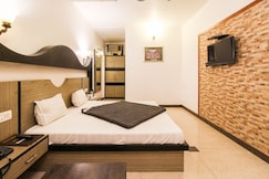 Hotel Eminent , Agra