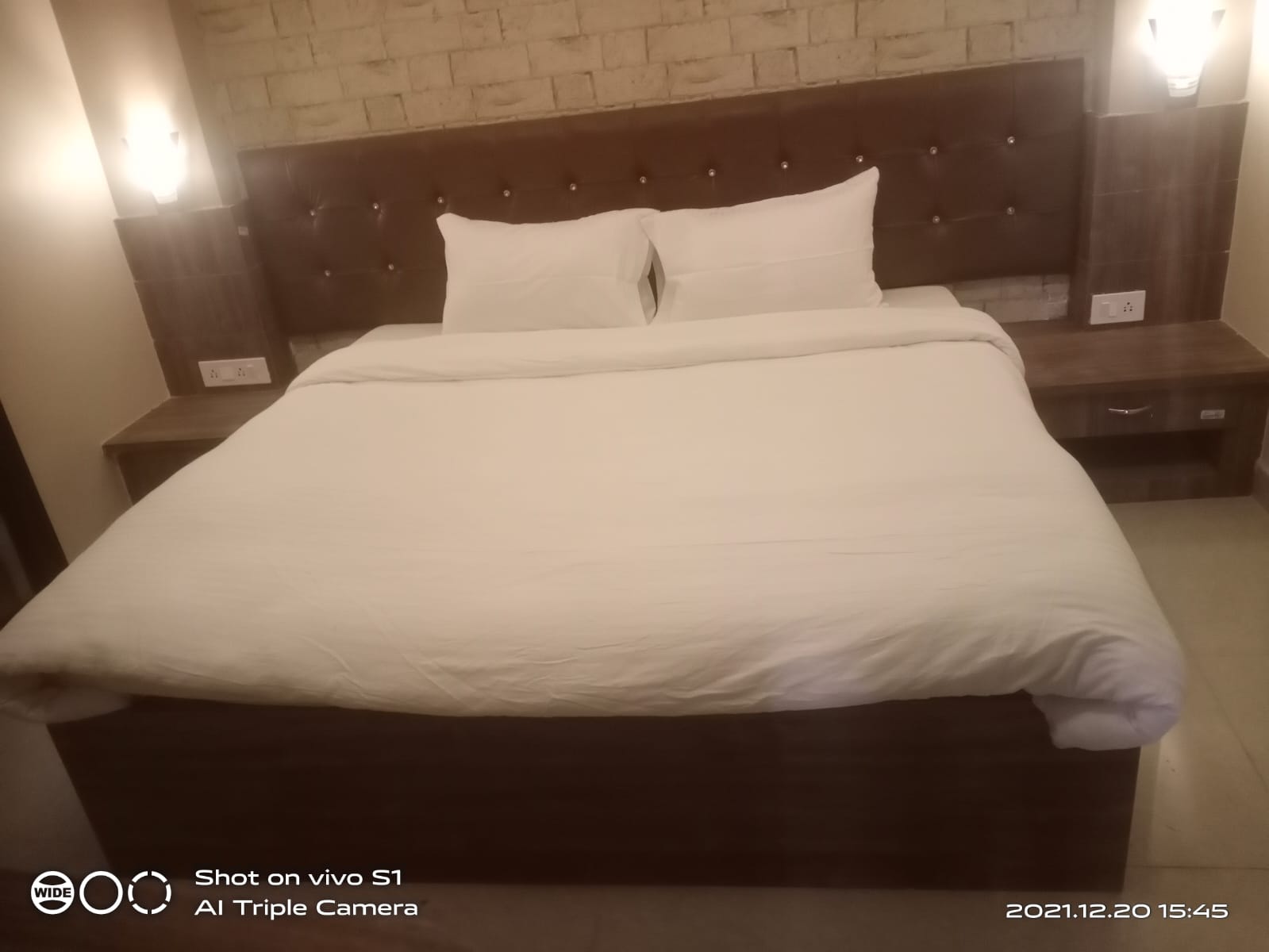 Hotel Rudraksh Villa - Tap to explore photos