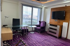 1403 | Luxurious 2BHK Near Powai Lake, Mumbai