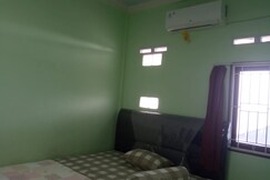 Hotel O Rumah Singgah Cemara Syariah, Pekanbaru