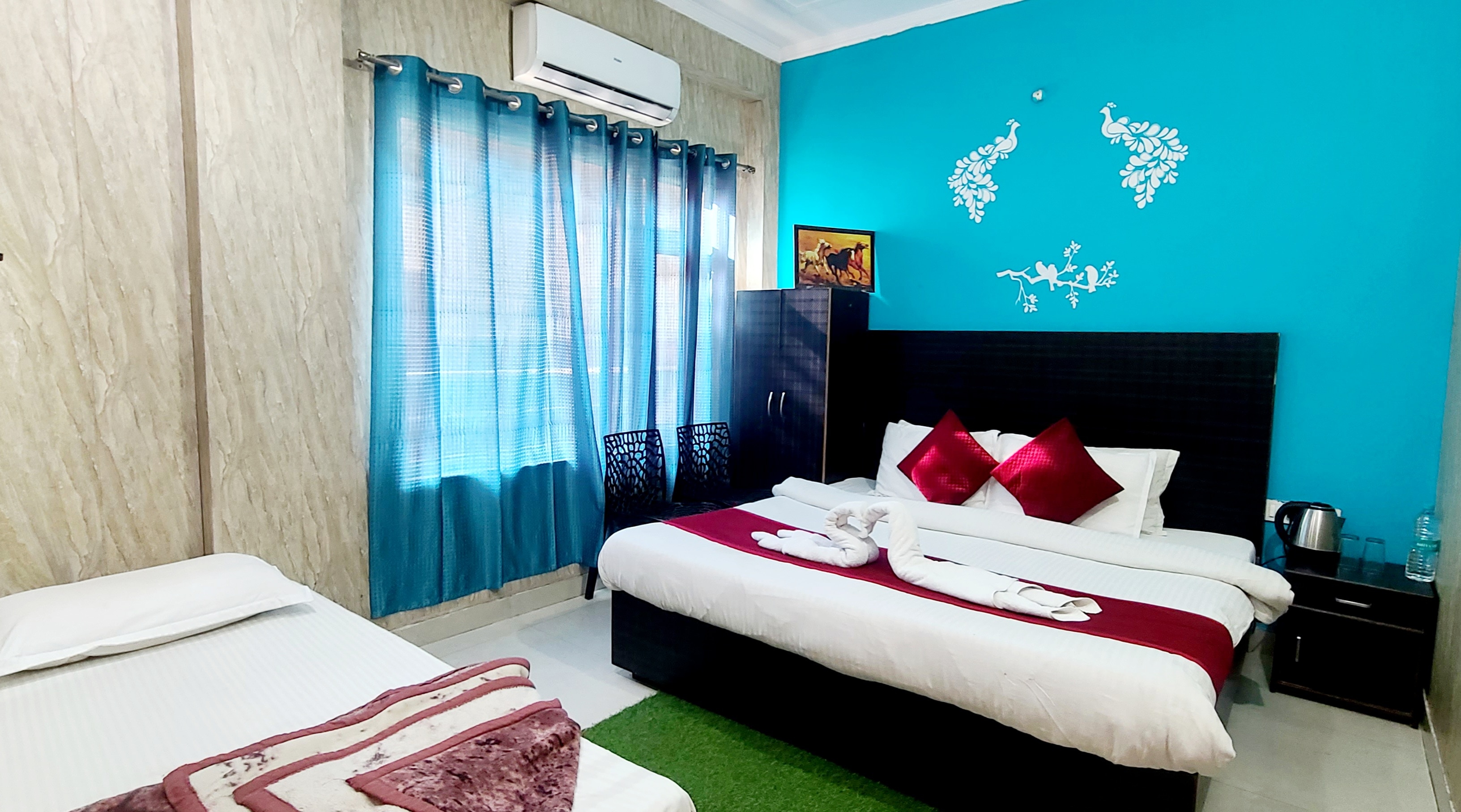 Hotel Ananta Stays - Tap to explore photos