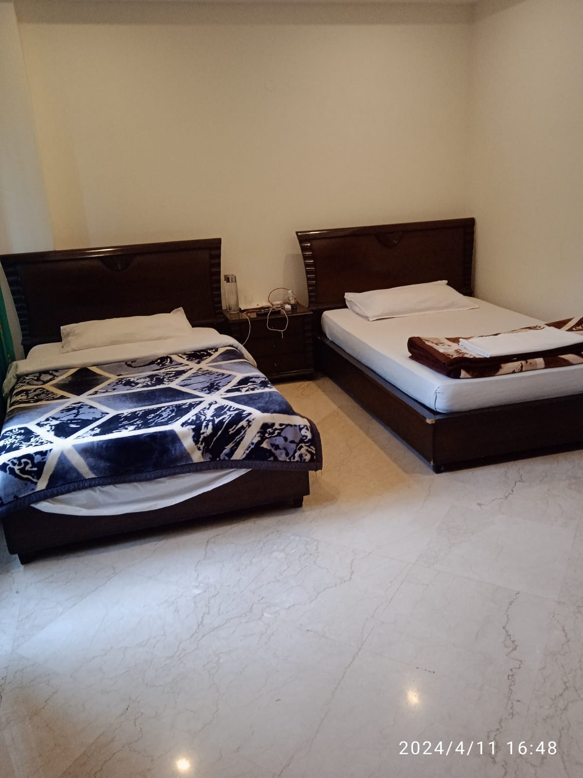 Emcure Guest House - Delhi 1 - Tap to explore photos