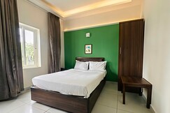GOLDEN HEIGHTS INTERNATIONAL HOTEL, Cochin
