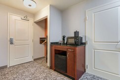 Hilton Garden Inn Blacksburg University, Giles