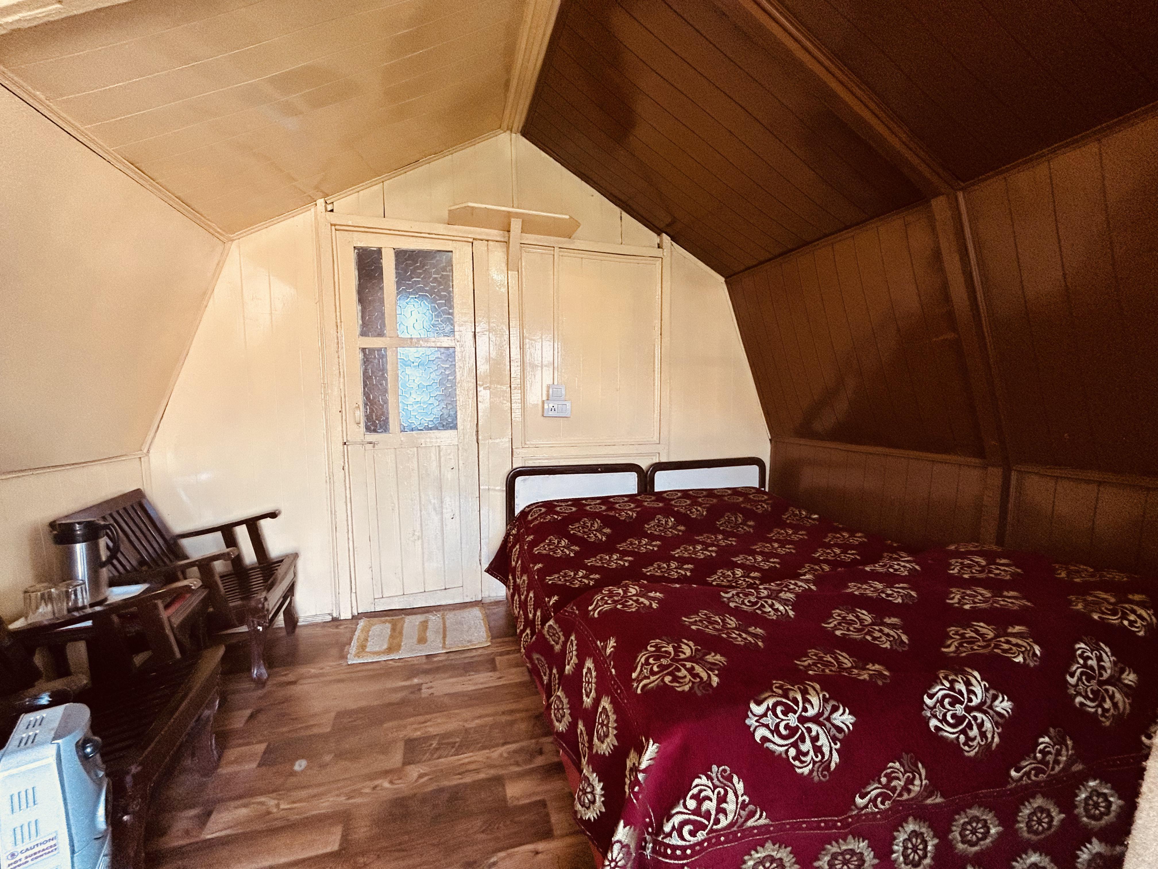 Auli Resort (10m Walkin from ChairCar) - Tap to explore photos