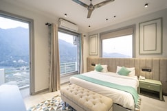 Reveries by Ganga Darshnam, Rishikesh