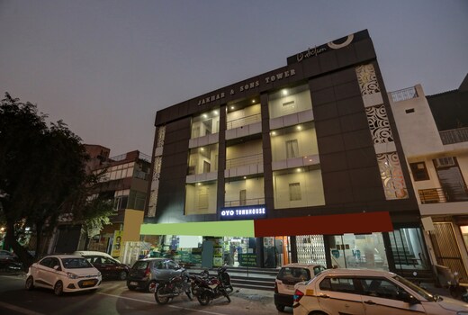 Townhouse Nangal Raya Pankha Road