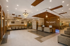 Hotel The Luxury Delhi Airport, Delhi