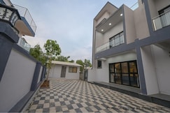 Elara Villa- 3BHK Luxury Villa with Pool & Terrace, Lonavala