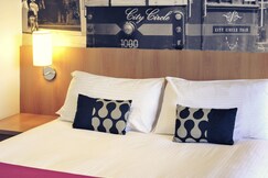Mercure North Melbourne, Melbourne
