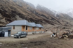 Pujaras Cottages By StayApart, Sangla