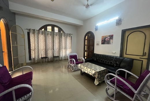 The white bungalow | 2BHK Party Space | Chandmari