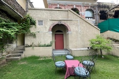 Vaasa Stays, Mount Abu