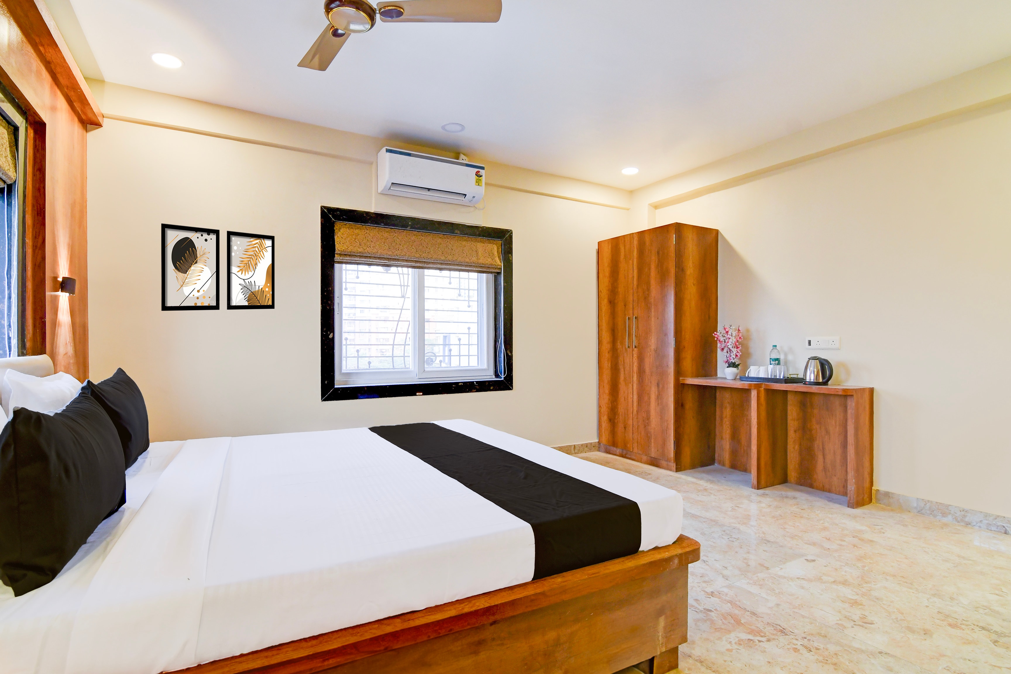 Hotel O SHANTINIKETAN - Tap to explore photos