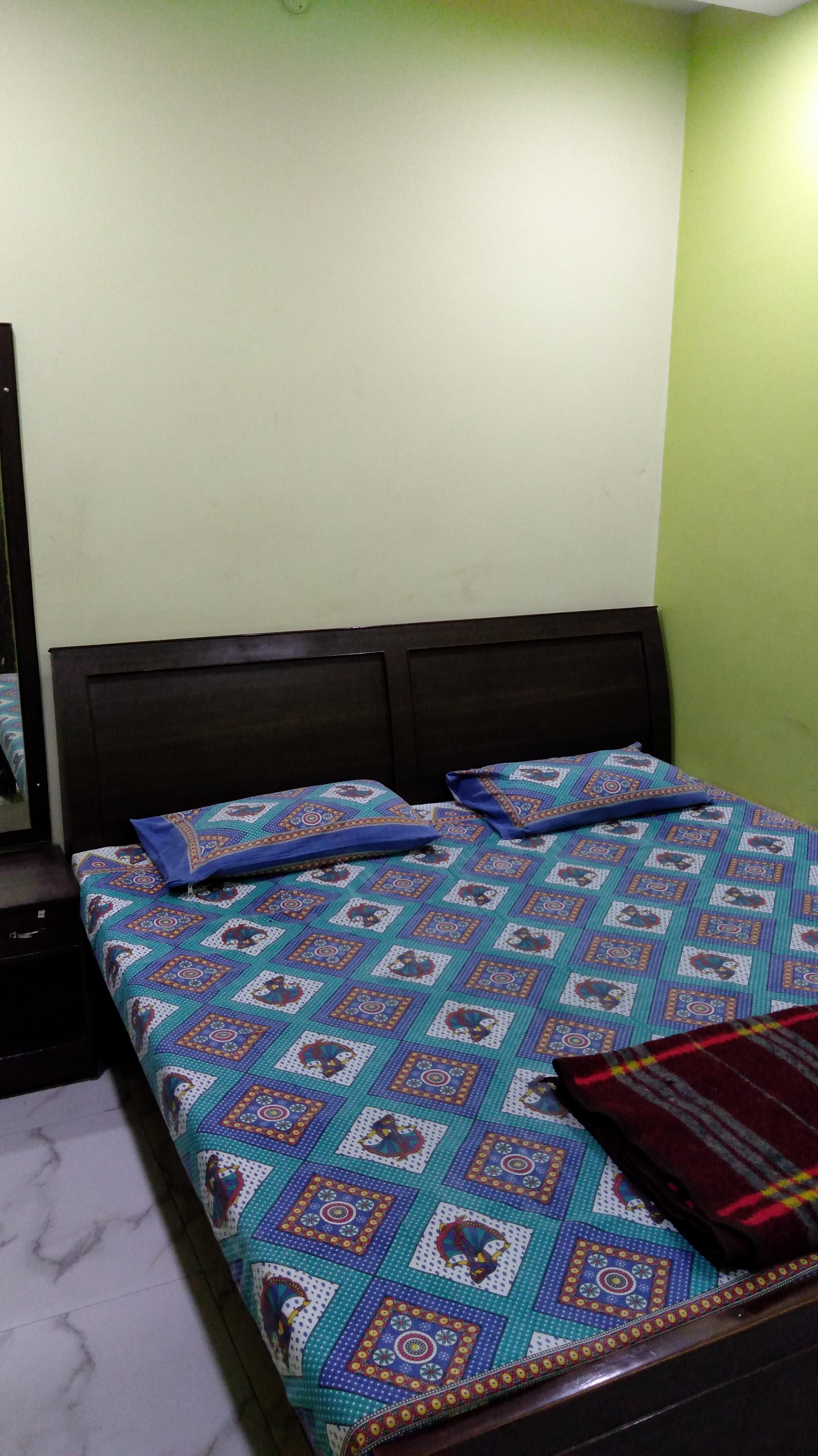 Surjyoday Deluxe Paying Guest House - Tap to explore photos