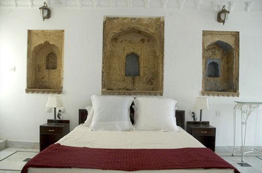 Hotel Bundi Haveli - Tap to explore photos