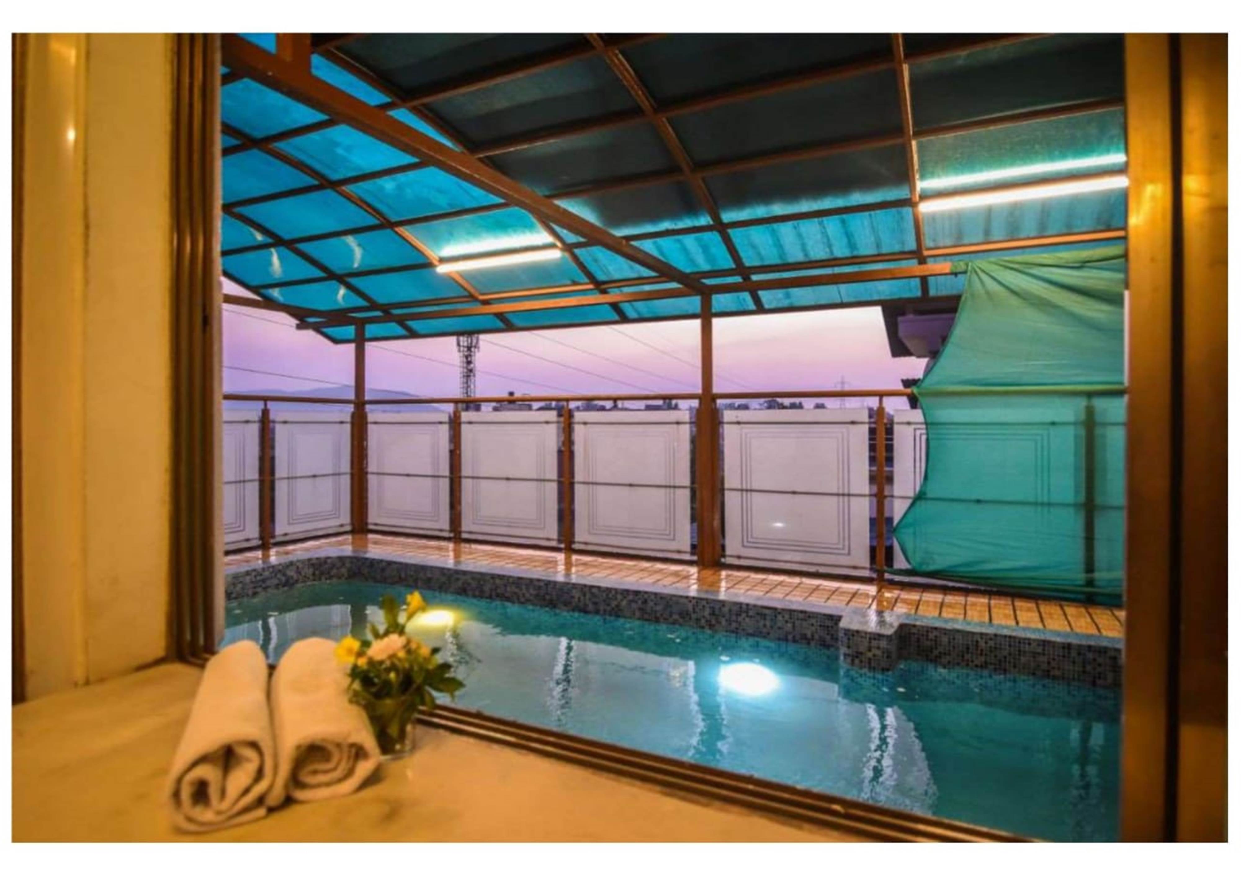 Orchard Villa 3BHK with Rooftop Pool - Tap to explore photos