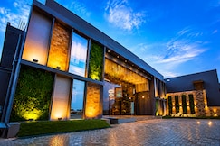 Phoenix Resort, Jamnagar
