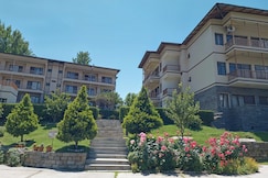 Riverbend Retreat 1BHK Apartment by Homeyhuts - 1, Jibhi