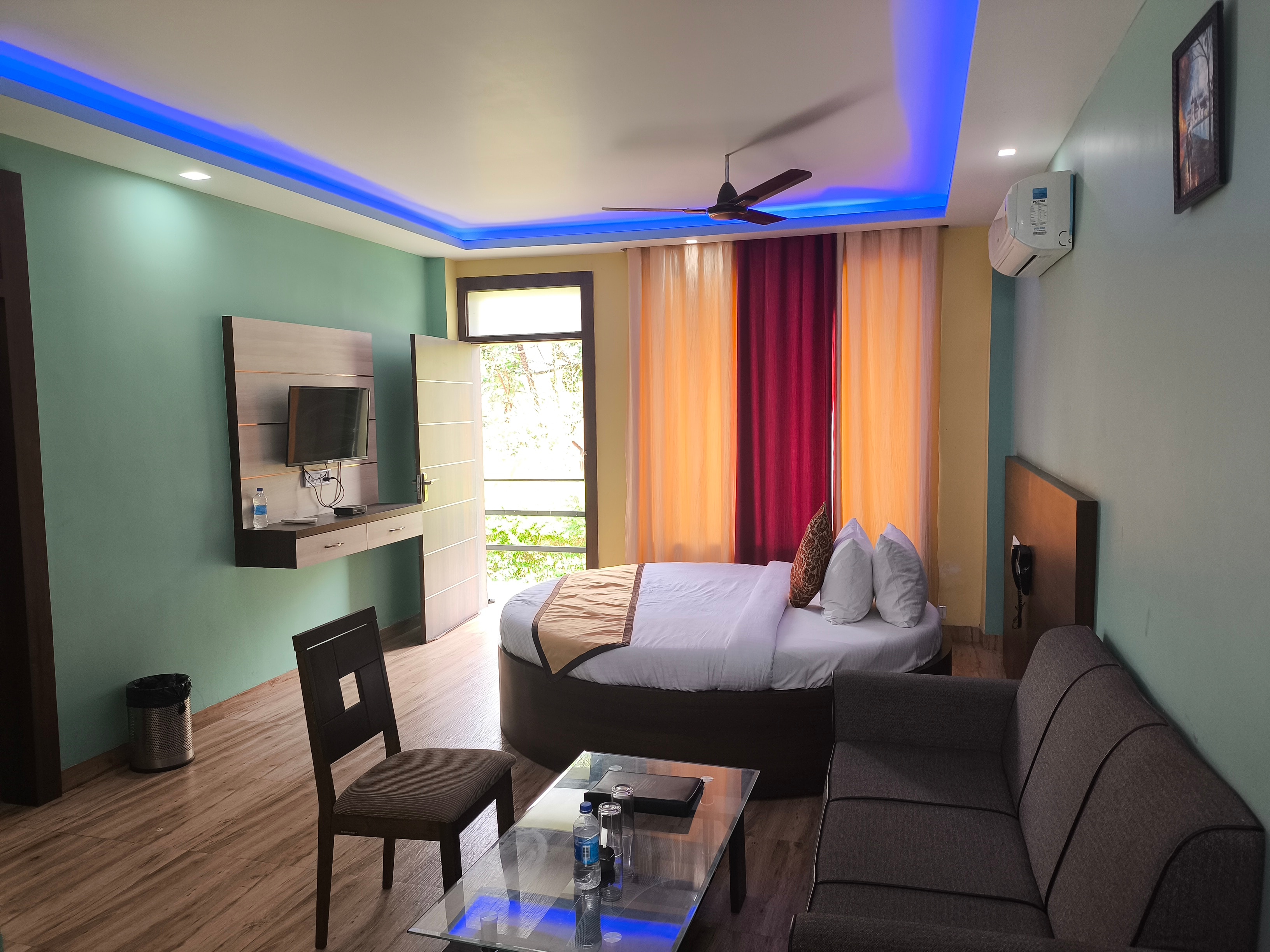 Sanjeevni Hotel & Resorts - Tap to explore photos