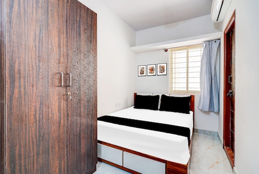 Hotel O AAFA SUITES Sri Venkateshwara Theatre