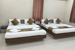 HOTEL SKY INN, Chotila